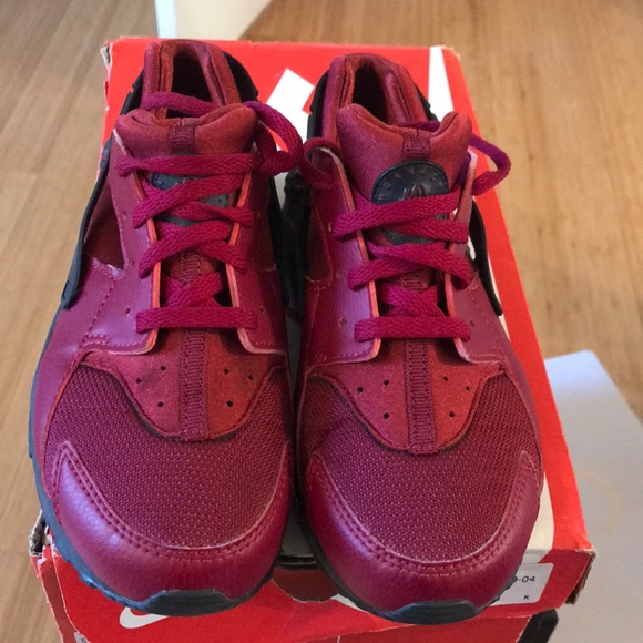 Nike - Picture 4 of 6